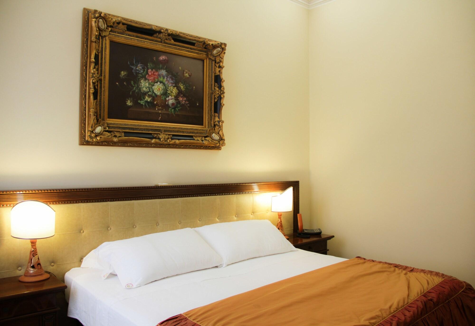 Kelina Charme Hotel By Cantine Due Palme Cellino San Marco Dış mekan fotoğraf
